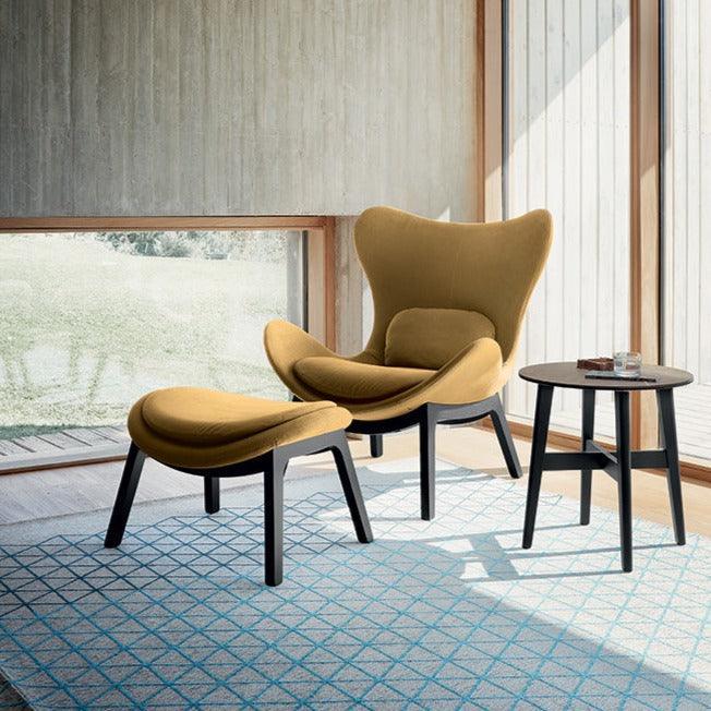 Lazy Armchair (Wooden Legs)