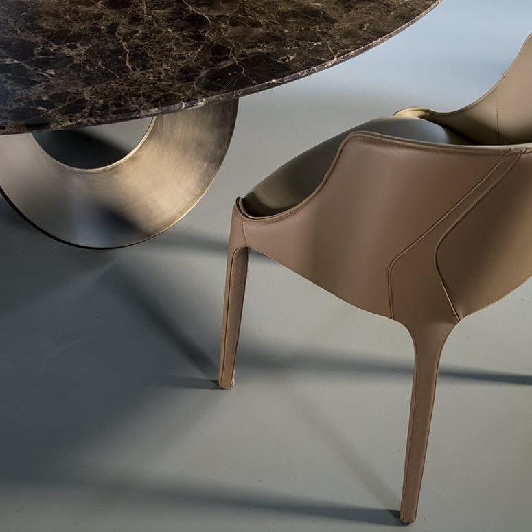 Goldie Chair
