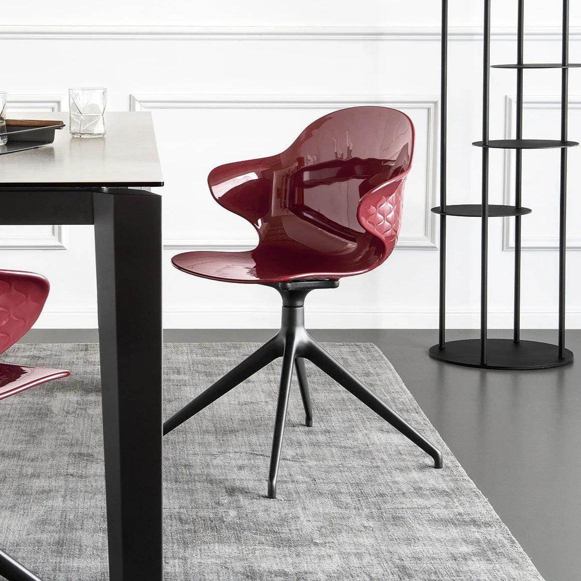 Saint Tropez Swivel Chair