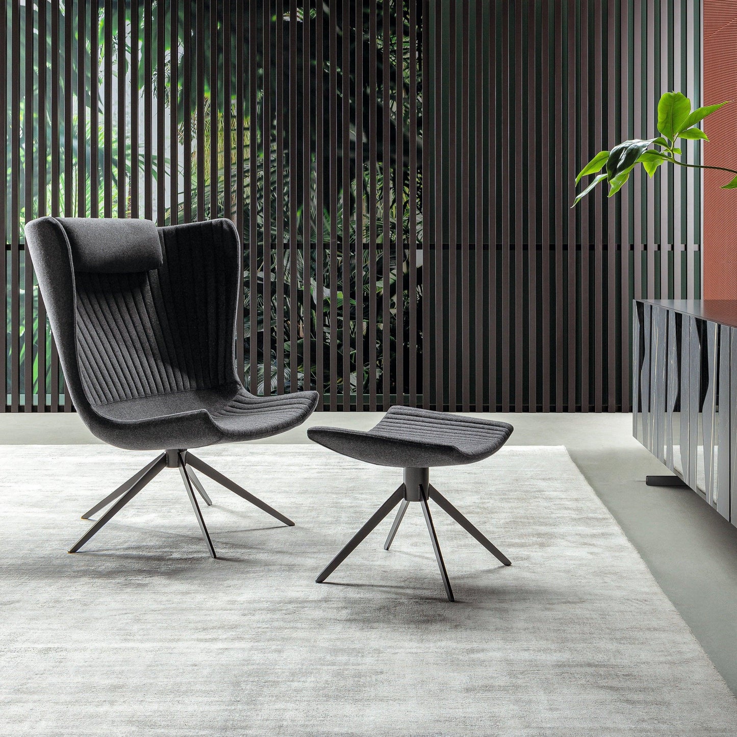 Colibrì Lounge Chair