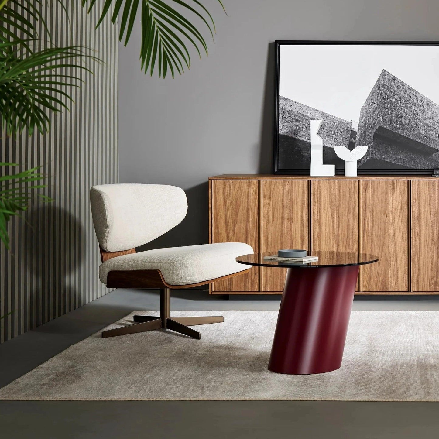 Olos Armchair