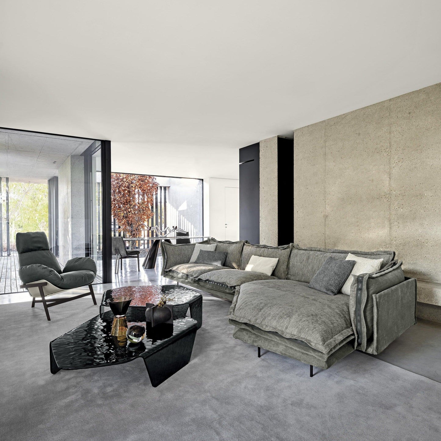 Auto-Reverse Sofa
