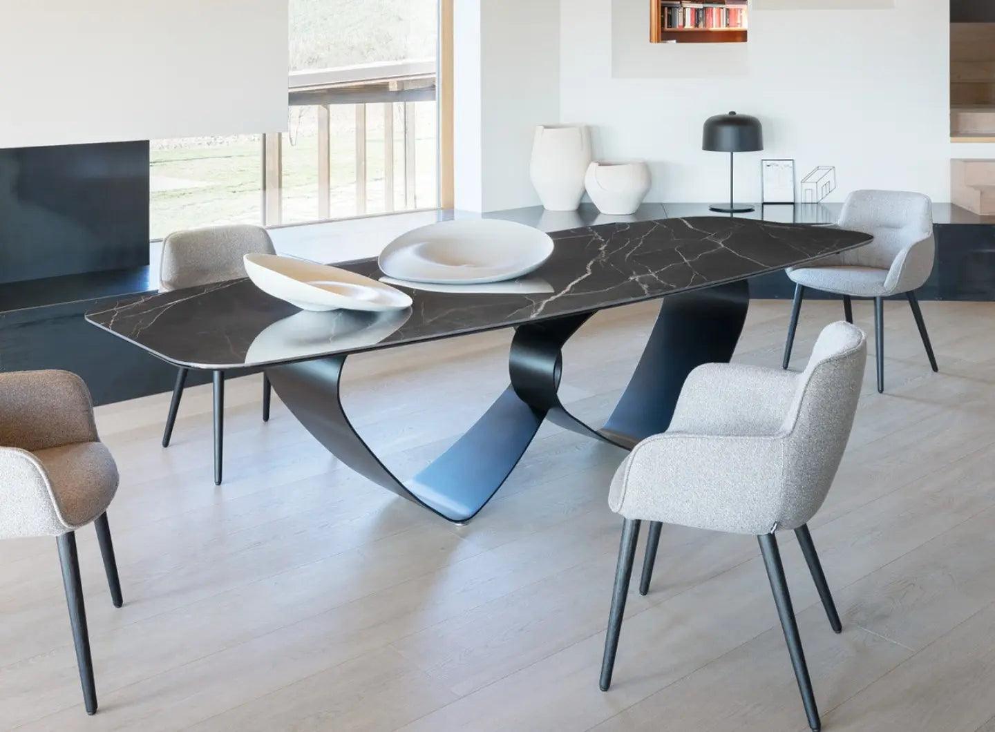 Breeze Table