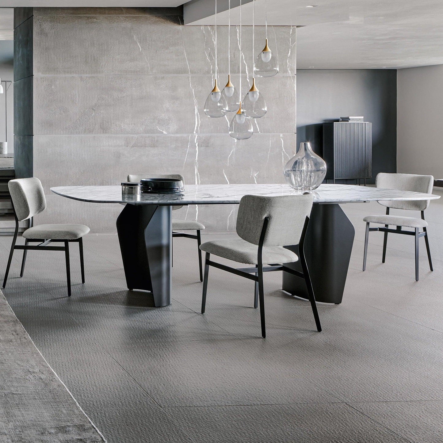 Noor Chair