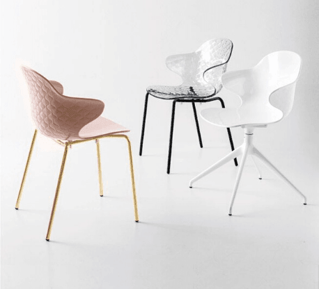 Saint Tropez Swivel Chair