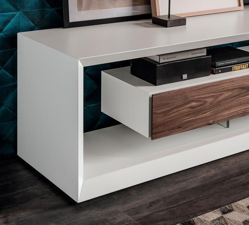 Link TV Console