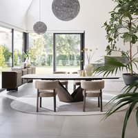Calla Table