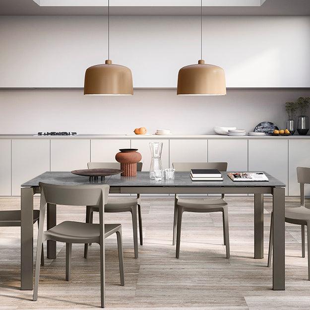 Duca: Table with extendable rectangular top and metal legs